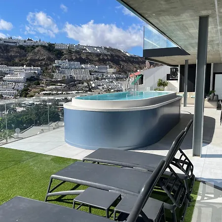 The One Luxury Apartment *