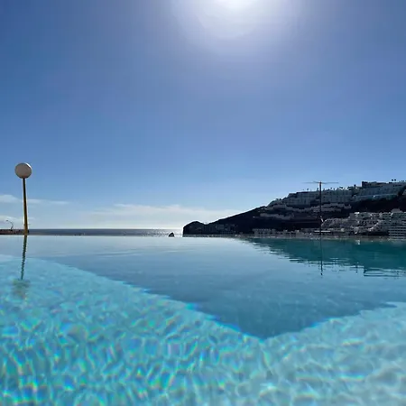 The One Luxury Apartment