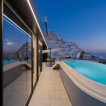 Apartment The One Luxury