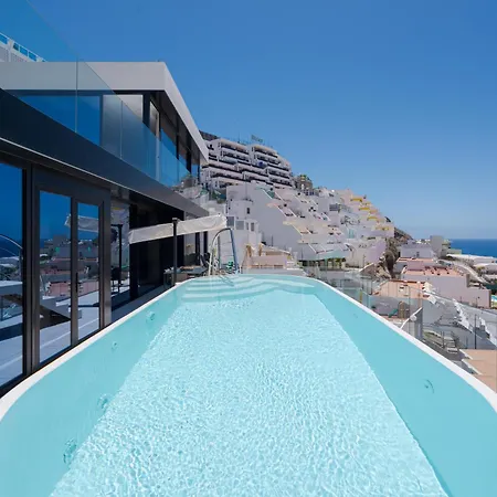 The One Luxury Apartment *