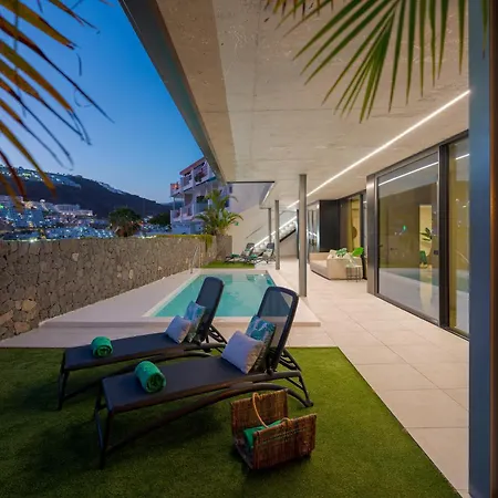 The One Luxury Apartment *