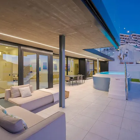 The One Luxury Apartment