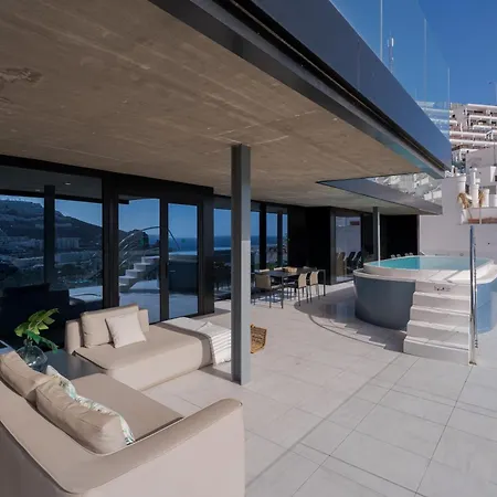 Apartment The One Luxury *