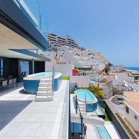 The One Luxury Apartment