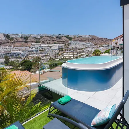 The One Luxury Apartment *