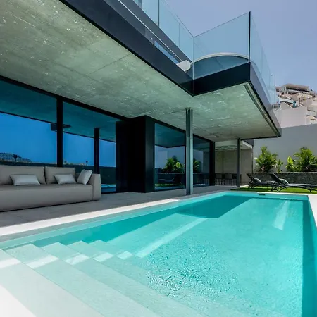 Apartment The One Luxury